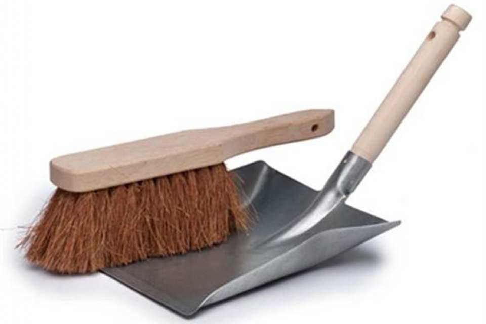 RAMASSETTE MÉTAL + BROSSE