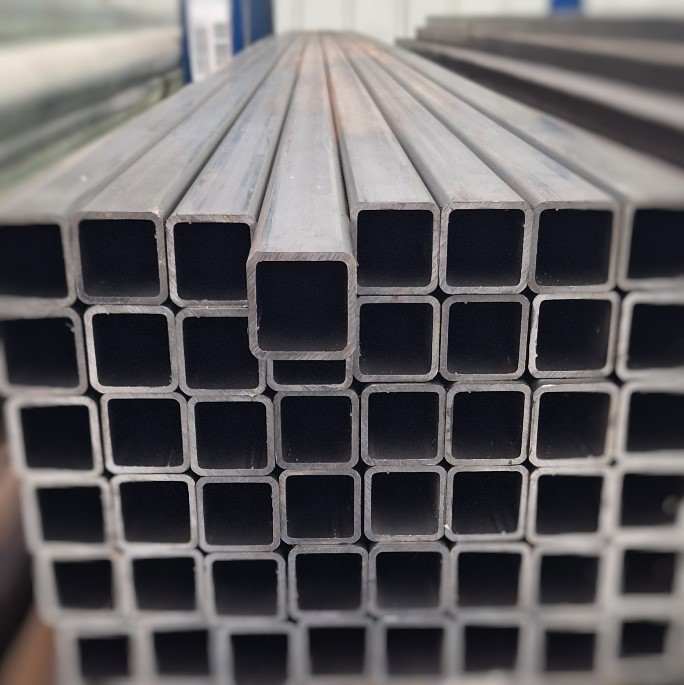 TUBE CARRE CORTEN A LA DECOUPE