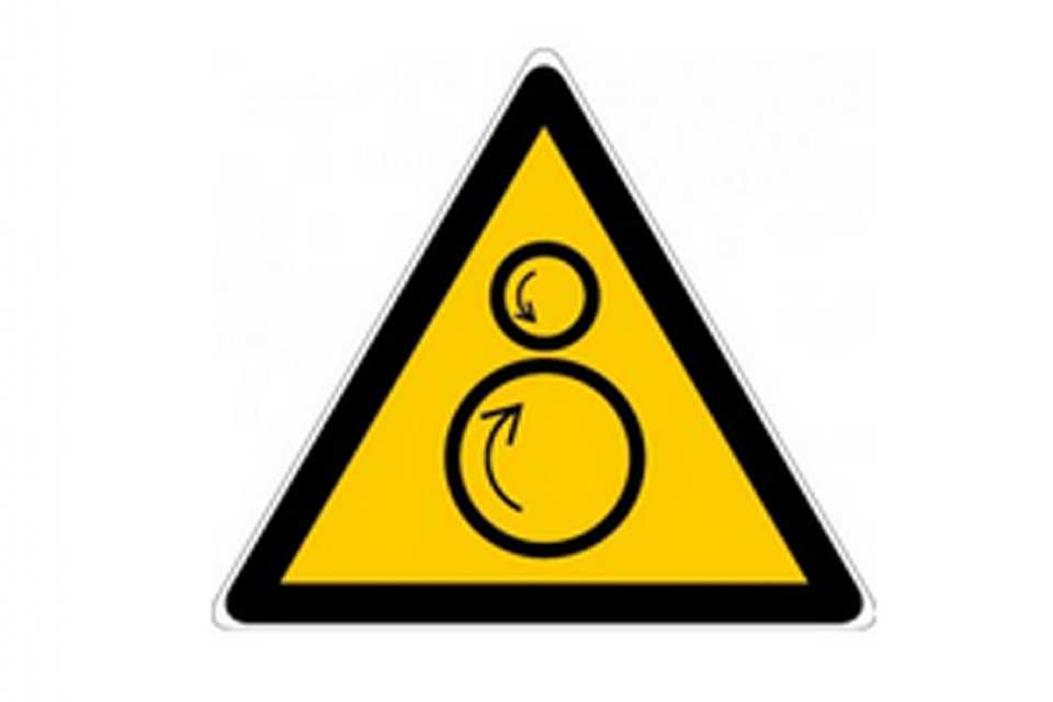 AUTOCOLLANT DANGER CISAILLEMENT